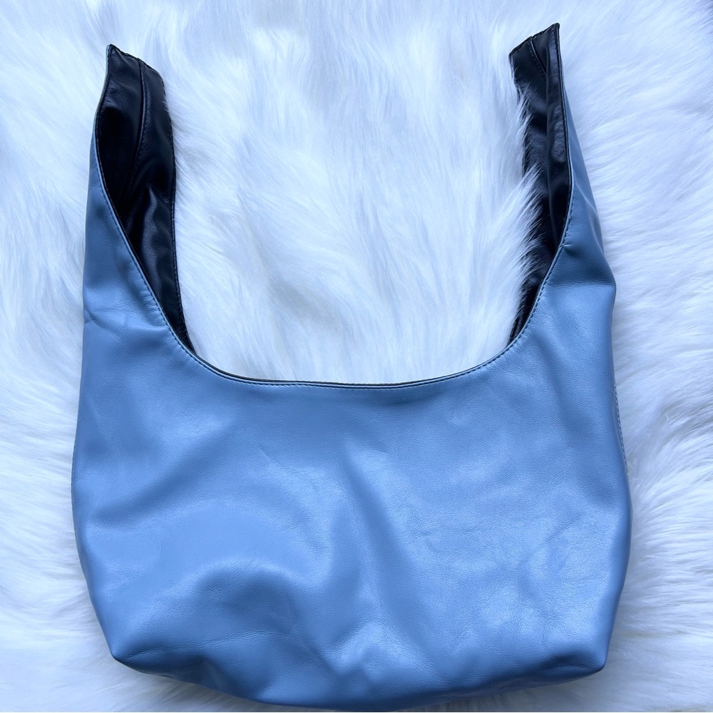 Merit x Proenza Schouler Bag Cosmetic Limited Edition Reversible Vegan Leather - Picture 5 of 11